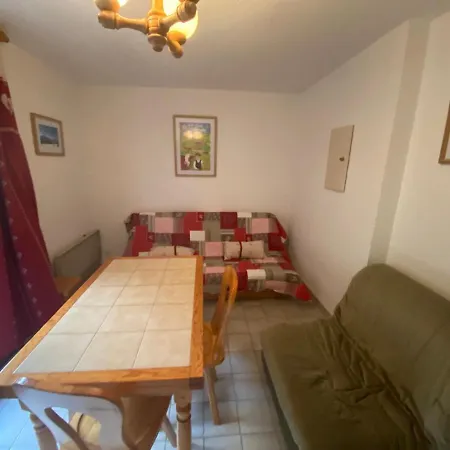 A 750m Du Domaine Skiable Du Linga Avec Balcon Et Parking Prive - Fr-1-693-106 Apartment